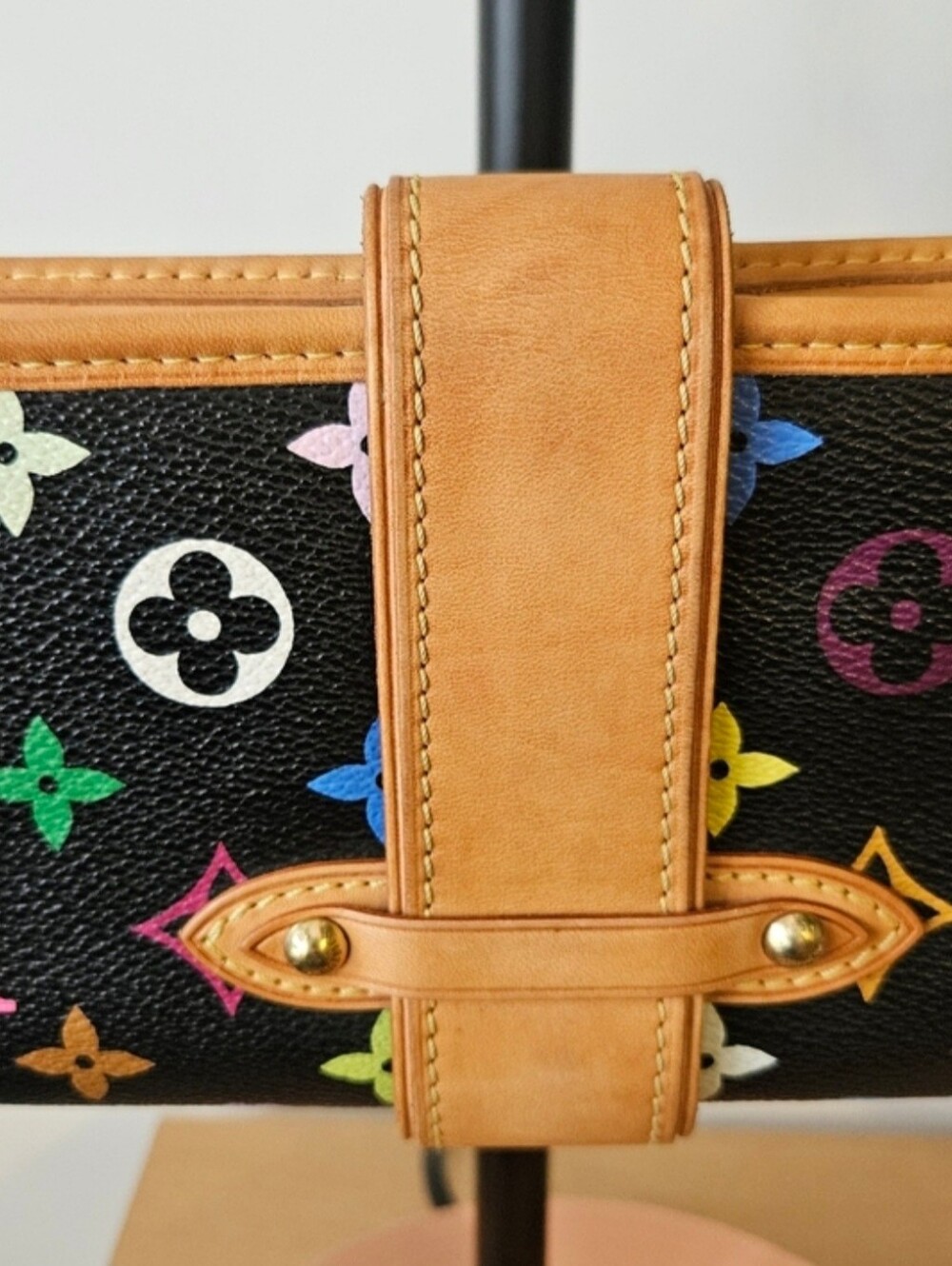 Louis Vuitton x Takashi Murakami RARE Black Multicolor Monogram Shirley Clutch - Picture 9 of 14